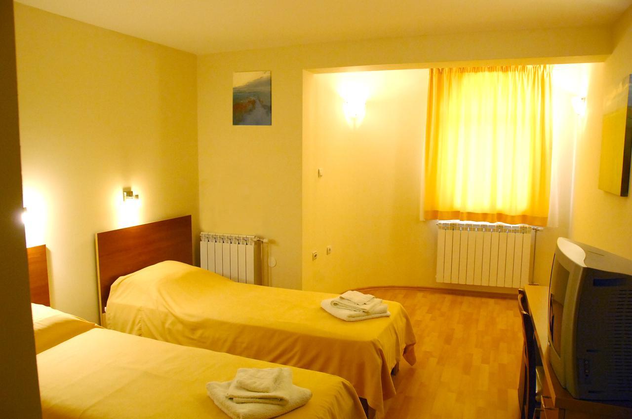 Villa Nevenka Rooms Belgrado Habitación foto